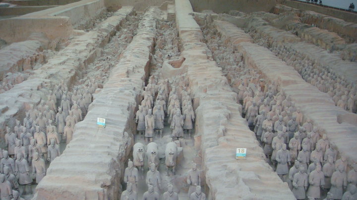 Rabah Fettih à Xi'An, les 8 000 soldats en terre cuite de Qin